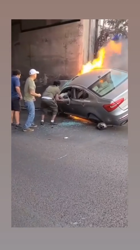 Thumbnail for This Wild! Watch a Bunch of People Pull a Dude From a Flaming Car Wreck Just in Time