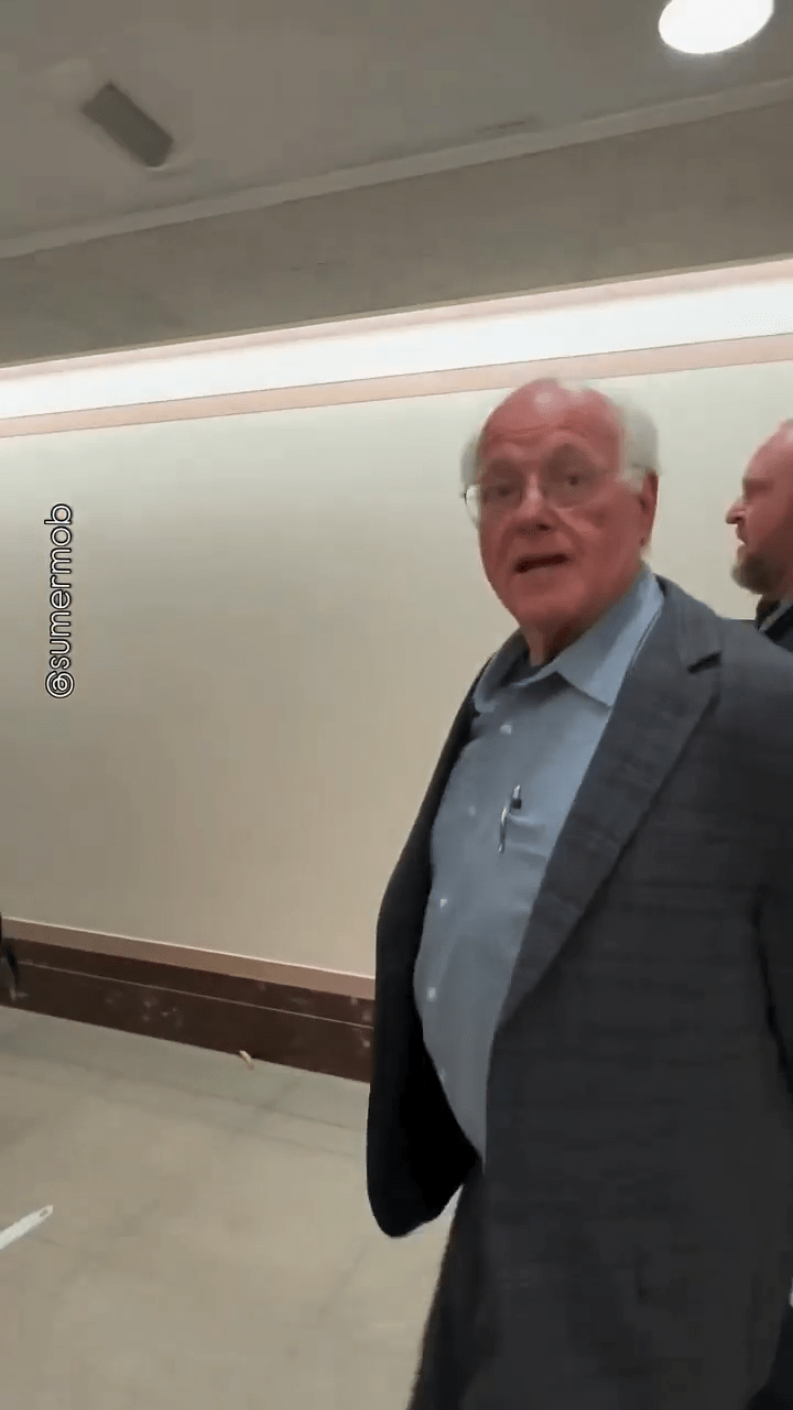 Ben Cohen, Jewish co-founder of the ice cream company Ben & Jerry's, arrested in senate hearing thumbnail