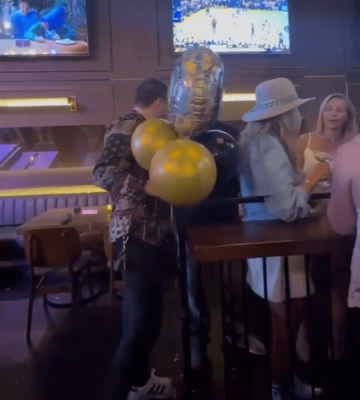 A random man was seen harassing comedian Theo Von at a bar in Nashville, Theo responded by grabbing him by the neck thumbnail