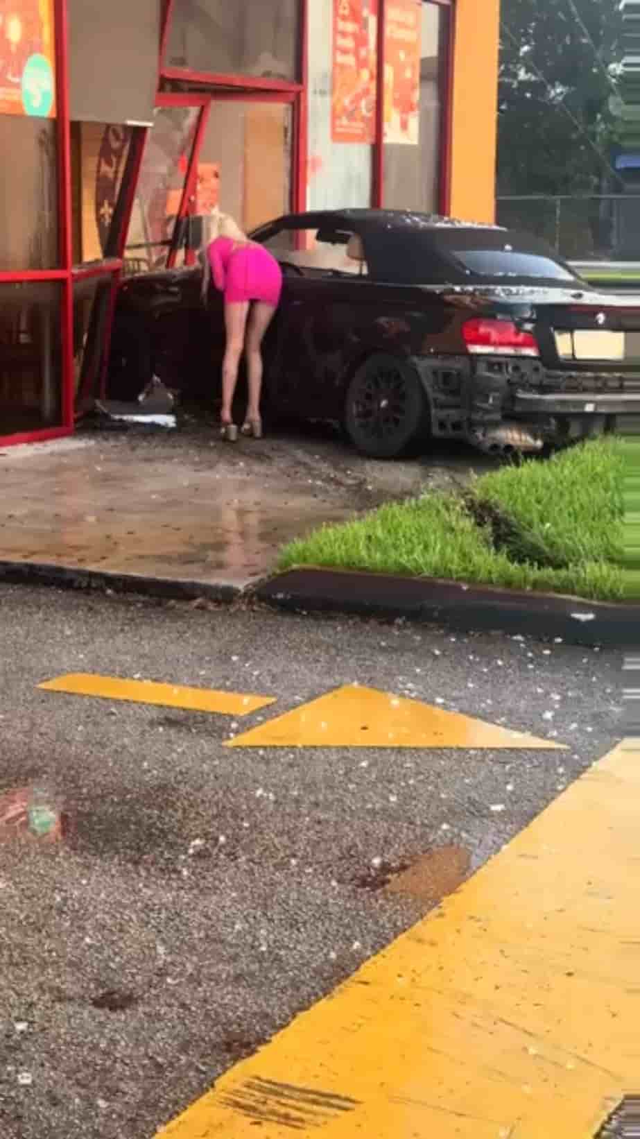 OMG! Barbie her car and tries to Run! thumbnail