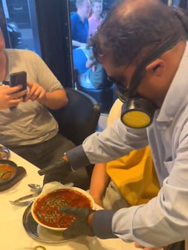 Man Almost Passes Out After Eating London's Most HOTTEST Curry!