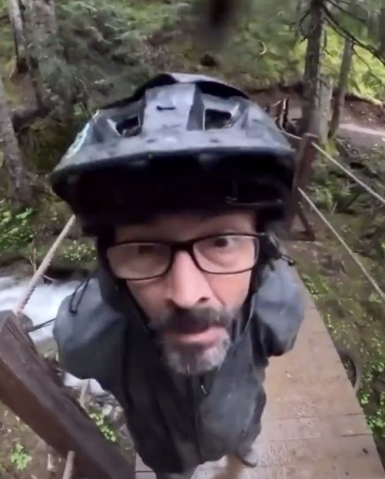 RESPECT TO THESE BIKERS: This guy is a mentally unstable. They knew he had mental issues and worked to diffuse the situation. Good on them. thumbnail