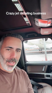 Crazy jet detailing business! thumbnail