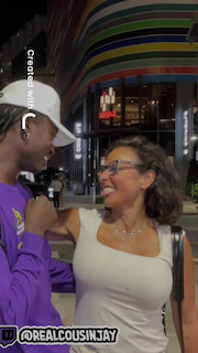 Someone get their moms! thumbnail