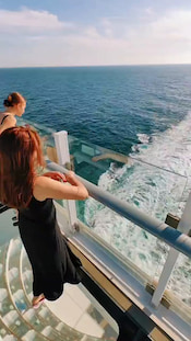 The world's largest cruise ship, Icon of the Seas - 5 times heavier than Titanic and carries about 8,000 ppl. thumbnail