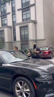 Federal agent during violent DC arrest: “Liberals already ruined” this country thumbnail