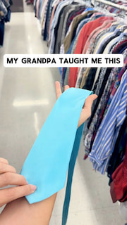 The Easiest Method: Tie a Tie in 10 Seconds! thumbnail