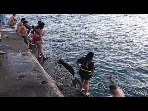 Sleeper wave wipeout O’ahu, Hawaii thumbnail