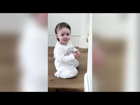 This Baby’s Dramatic Reaction to a Strawberry thumbnail