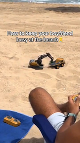 How to keep your boyfriend busy at the beach!